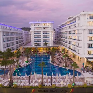 Grand Blue Fafa & 5*, Kryemedhej Albania