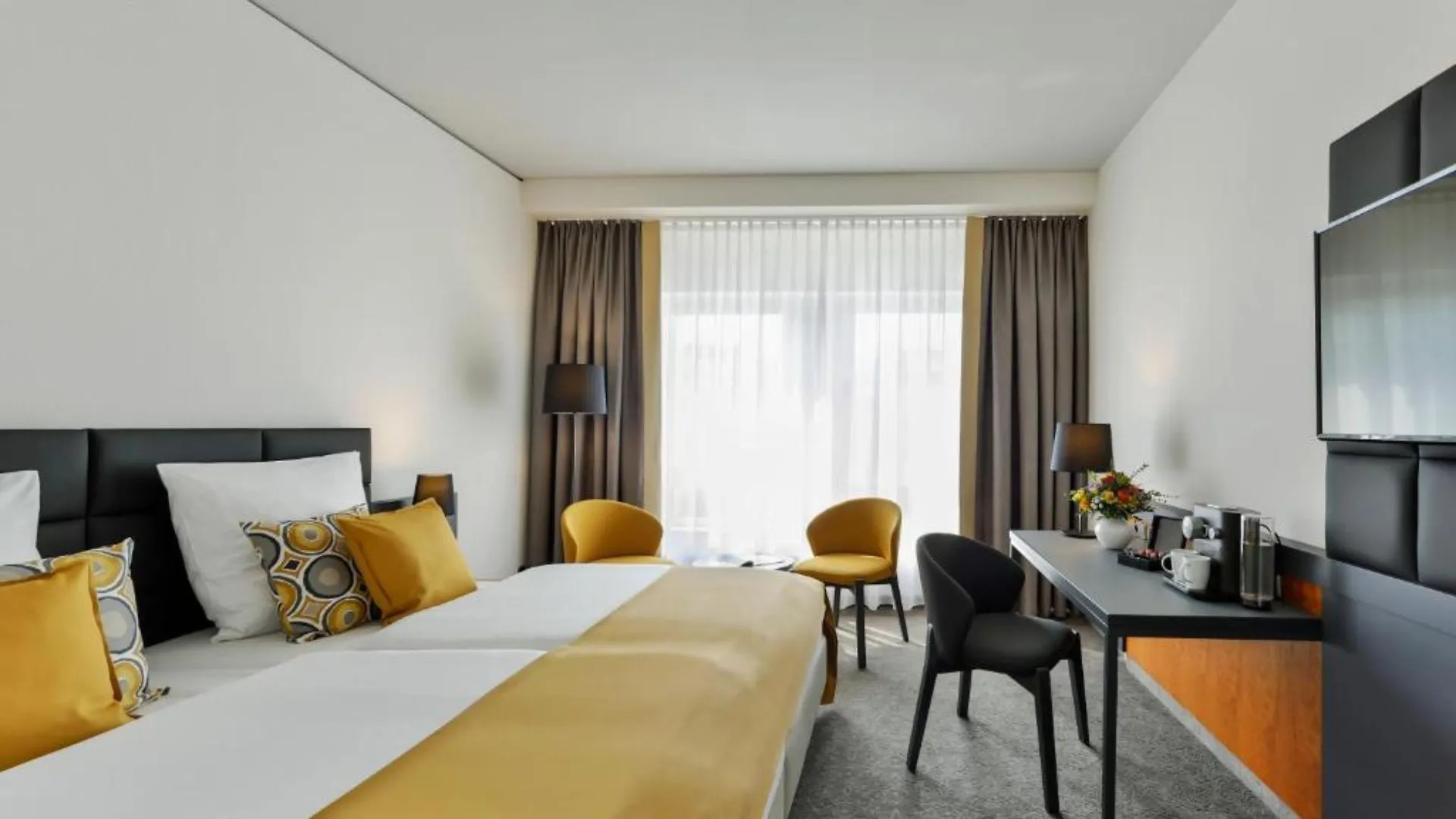 ****  Dorint Hotel Дрезден Германия